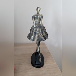 Elegant Gold and Black Figurine